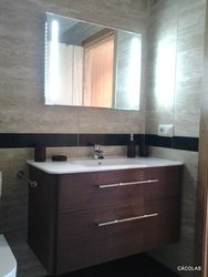 Mueble y espejo baño principal