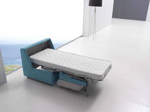 Detalle de apertura de butaca-cama