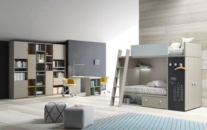 LITERA CON BALDA INTERIOR DE LUZ LED . ¡EL COSTADO DEL ARMARIO ES UNA PIZARRA¡