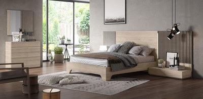 Dormitorio linea moderna con laterales a medida de la mesita