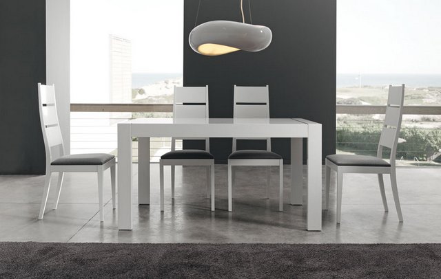Mesas y sillas de comedor
